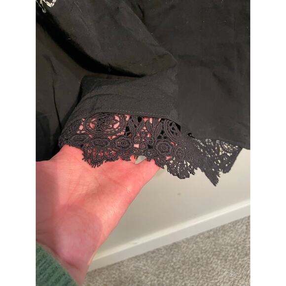 Sundance Black and‎ White Floral Embroidered Knee Length Sleevless Dress Size 10 - Picture 5 of 10